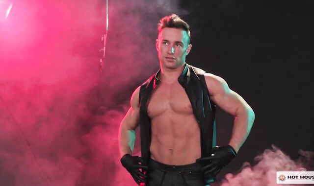 Alexander Volkov Joins Gabriel Cross And Austin Cub