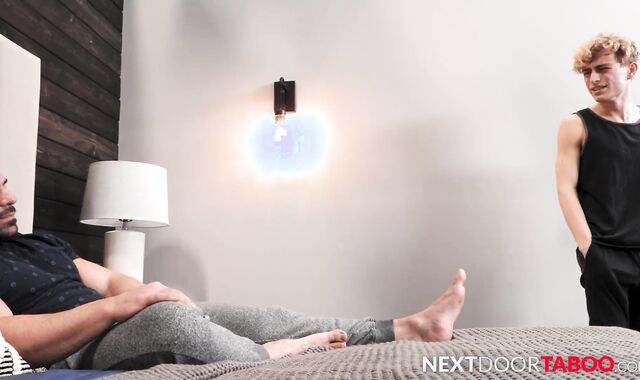 Beefy Stud StepDaddy Ravages Twunk Stepson - Jesse Bolton, Damien Stone - NextDoorTaboo