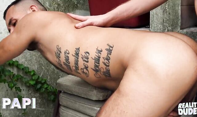 Papi - Milo Takes A Break From Work And Bj's Pablo X And Their Boss' Smash-Stick At The Same Time