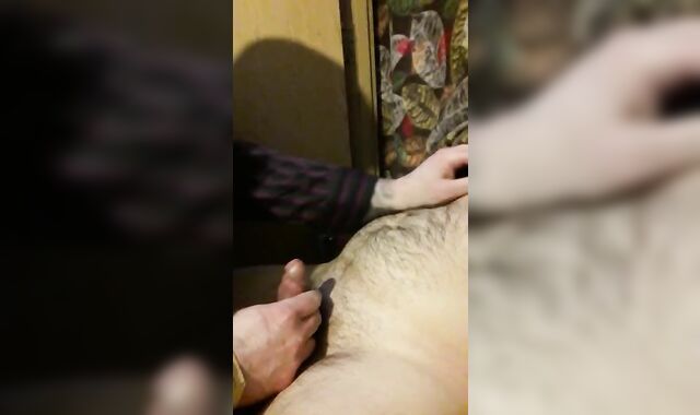 Married father from down the road visits gloryhole