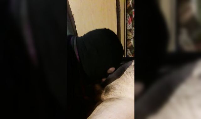 Married father from down the road visits gloryhole