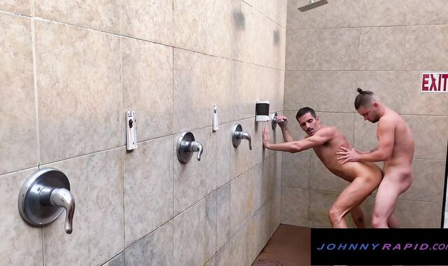 Crimson-Super-Steamy Dad Dicked Down In The Shower - Mitch Cox - JohnnyRapid