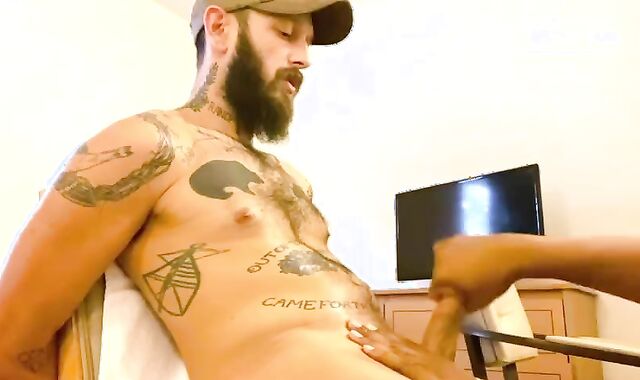 Matt Muck Gets Edged!