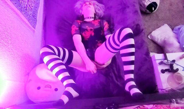 Femboy Pops with Faux-Cock in Backside