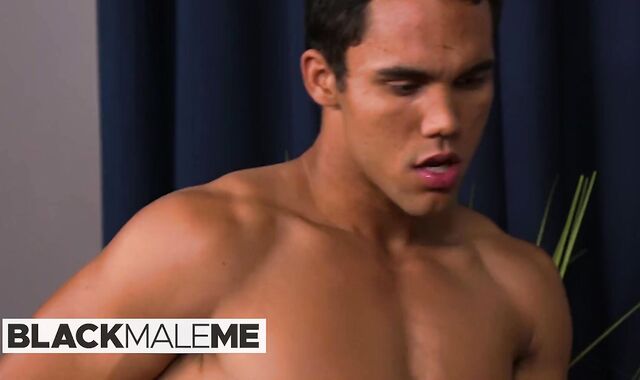 Blackmaleme - Murray & Jayden Are Doing Their Workout But Can't Overlook That They Are Both Nasty