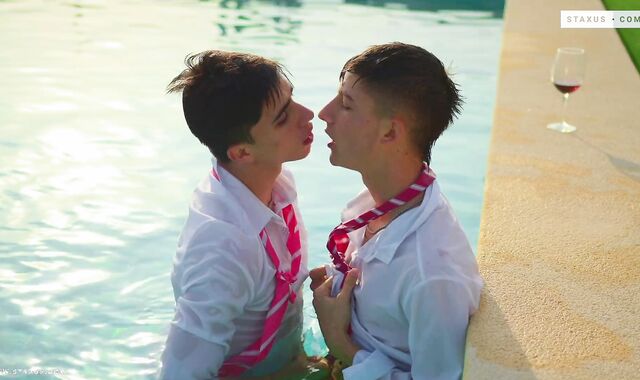 STX INTERNATIONAL COLLEGE SEASON 2 : THE POOL GIG