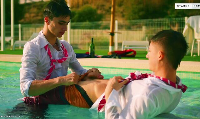 STX INTERNATIONAL COLLEGE SEASON 2 : THE POOL GIG