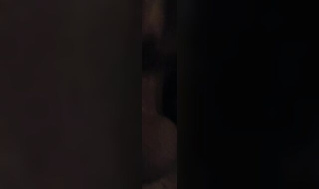 Heterosexual acquaintance wants to screw my wifey. Made him do a sesh with me.