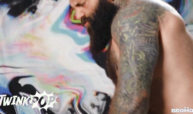 Twunk Pop - Markus Kage Does A Tattoo On Super-Hot Lev Ivankov's While He Is Sucking His Rock-Rock Hard Fuckpole