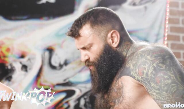 Twunk Pop - Markus Kage Does A Tattoo On Super-Hot Lev Ivankov's While He Is Sucking His Rock-Rock Hard Fuckpole