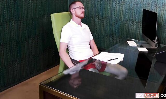 SayUncle Labs: Super luxurious Nick Floyd finds beef whistle to fuck