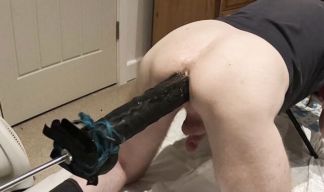 fattest fake-hard-on Stuffed Rock-Hard And Quick After wang Pumping - boink Machine