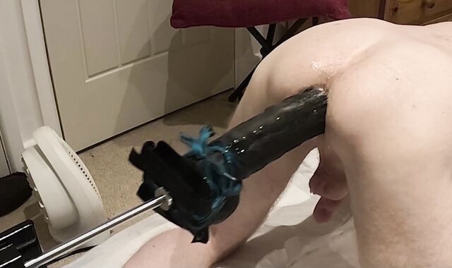 fattest fake-hard-on Stuffed Rock-Hard And Quick After wang Pumping - boink Machine