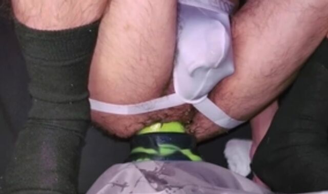 Whimpering Monster fake rigid-on Ride