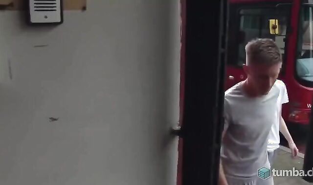 Aaron Aurora Searching For A Swift tear up.