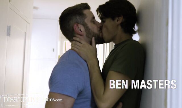 Johnny Ford Goes To Town On blameless knob's trampy backside