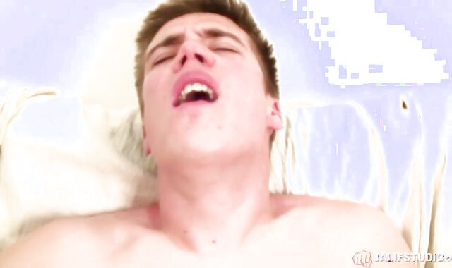JalifStudio - DILF Aitor Crash fetish deep deep throating man rod