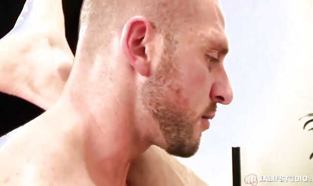 JalifStudio - DILF Aitor Crash fetish deep deep throating man rod