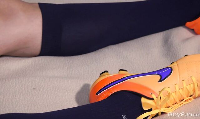 BoyFun: Latino clothed in uniform spunk blast indoor