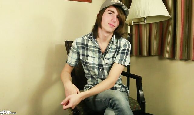 BoyFun - Good-Sized ball-sac Illarion Kuznetson cumshot