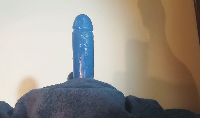 Dildoing