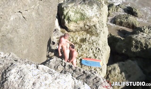 JalifStudio - Enzo together with Jordan blow off spunk outdoors