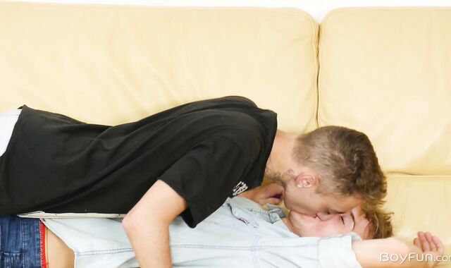 BoyFun: European Mark Fontana in cut-offs caboose slurping in the bed