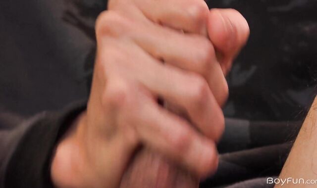 BoyFun - Hairy Gavin Becerra cash-shot indoors