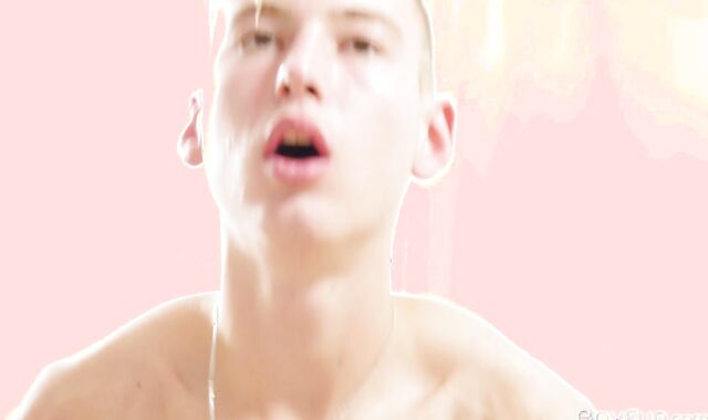 BoyFun - Inked uncut jizz-shotgun Casper Ivarsson throwing salad