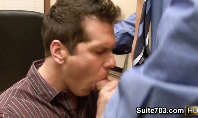 Fellows Rock-Rock-Hard at Work: Tattooed Parker London exposing ball nut