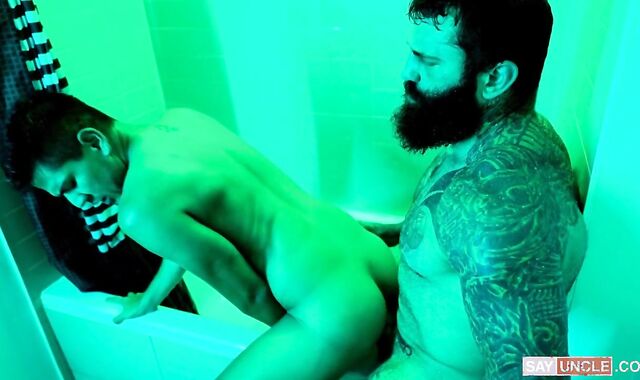 DadCreep - Super Hot Alex Montenegro likes Markus Kage