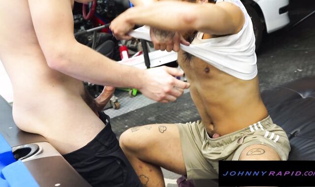 Grizzly Malakai White ripped up Firm By Johnny