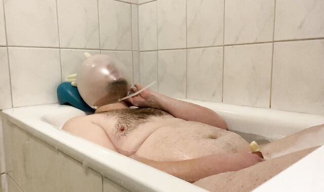BHDL - THE BREATHTUB three - weird LATEXGLOVE BREATHPLAY WITH semen licking IN THE BATH -
