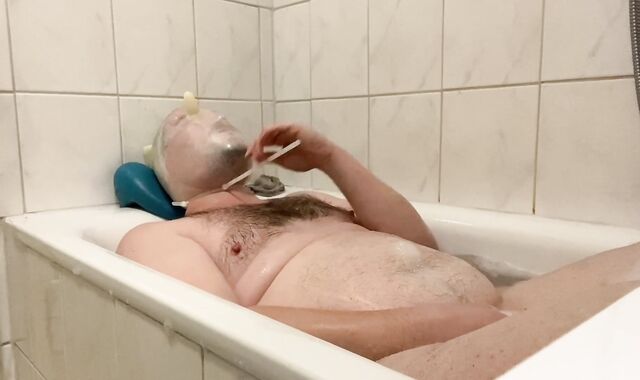 BHDL - THE BREATHTUB three - weird LATEXGLOVE BREATHPLAY WITH semen licking IN THE BATH -