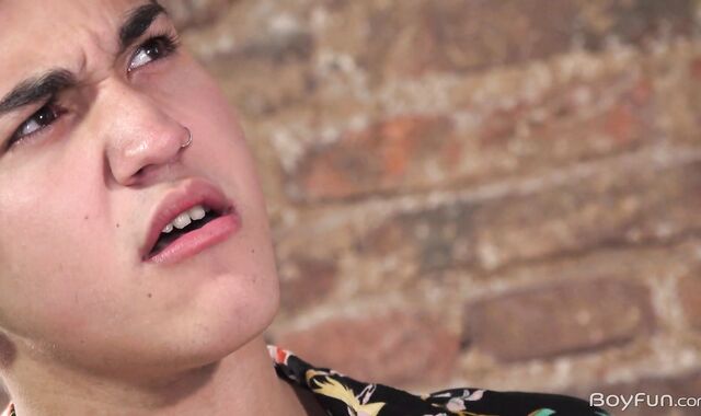 BoyFun: Solo latino Ash Hansson spunk shot