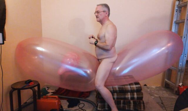 Balloonbanger 83) Rail Hook-Up Pop giant Blimp Balloon!