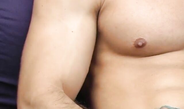 BangBangBoys: Fabio Ferriera tugging uncut schlong in douche