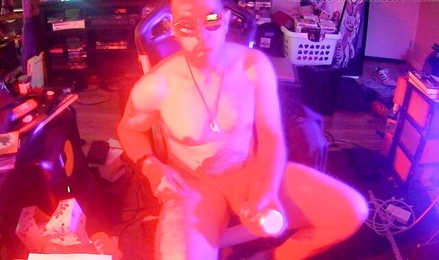 Homo-For-Pay chap enjoys fellow-meat - Solo Male Faggot-For-Pay Turns homo