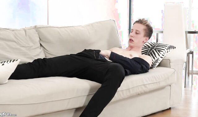 BoyFun: Lukas Pryde arches over