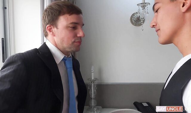 LatinLeche: Jonas Matt needs filthy boning