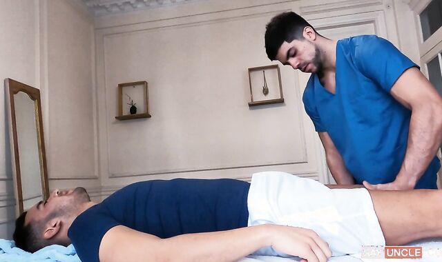 LatinLeche.com - Tough boinking with Cesar Rose beside Leo