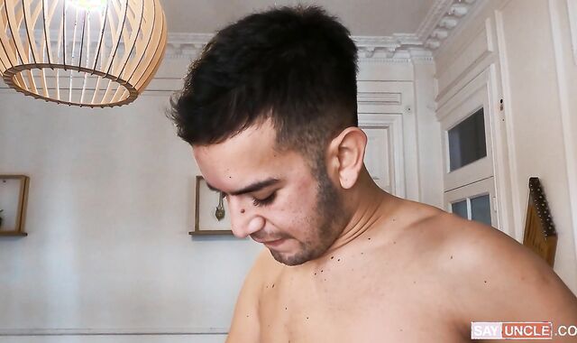 LatinLeche.com - Tough boinking with Cesar Rose beside Leo