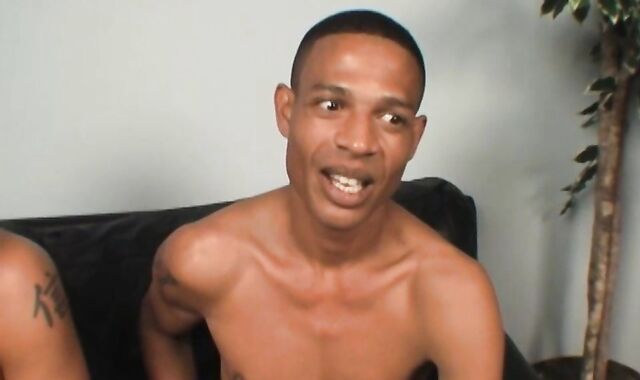 BlacksOnBoys - Travis deepthroats XXL ebony weenie at the beach