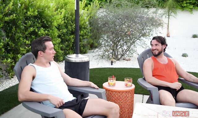 Family Pipe - Ideal Isaac Parker with Wank Bailey