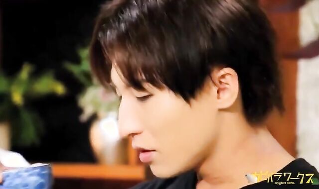 Yuta As Top