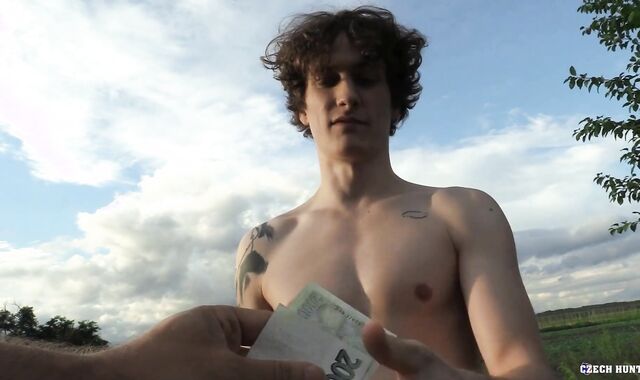 CzechHunter: European homosexual assfucking poking outdoors