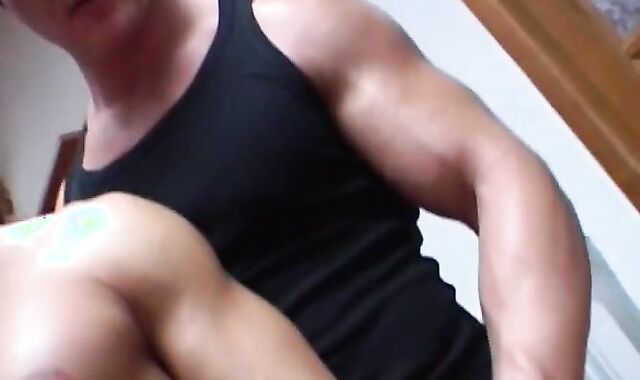 Roland Bodybuilder 4