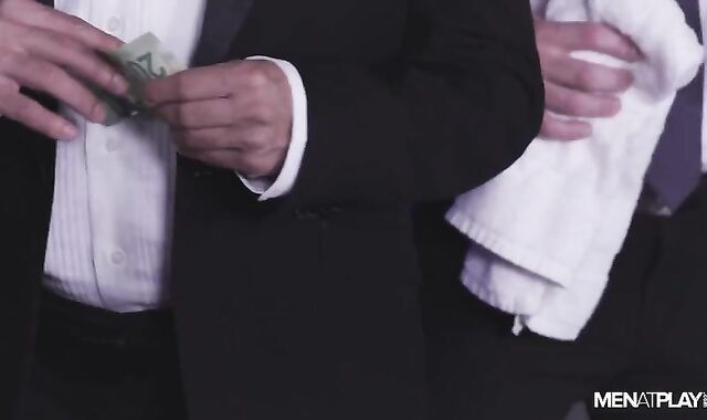 douche Attendant - Manuel Skye & Olivier Robert