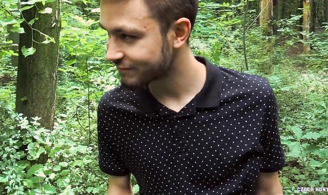 CzechHunter.com: Hunter deep mouth outdoors