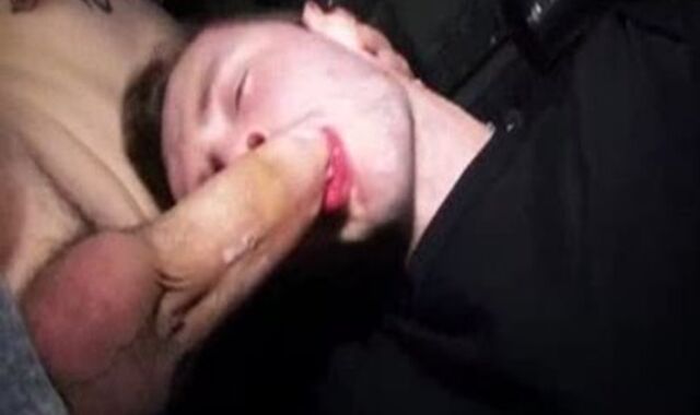 deep fellating The entire Street 4 Way